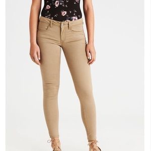 American Eagle Khaki Jeggings [Size 8 Regular]